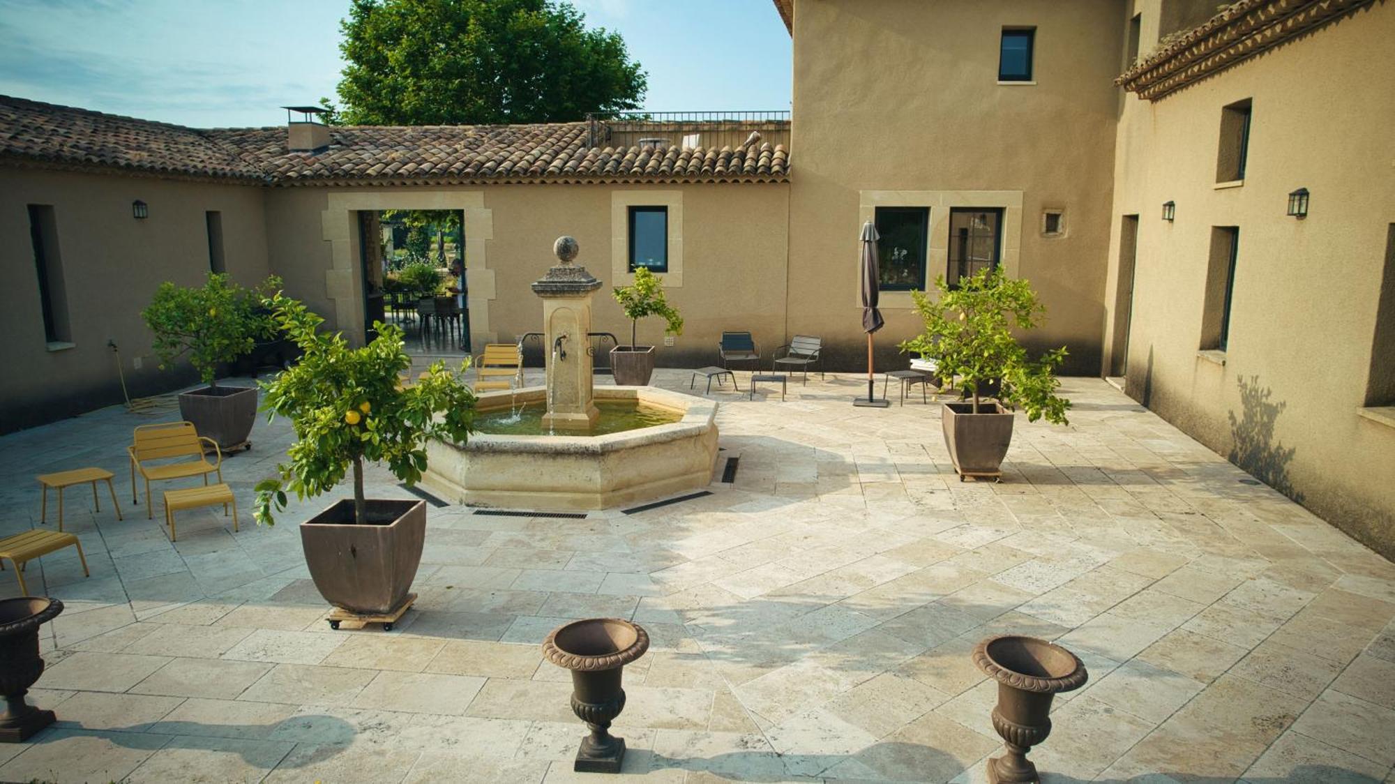 Bastide Saint Maurin Bed & Breakfast Ansouis ภายนอก รูปภาพ