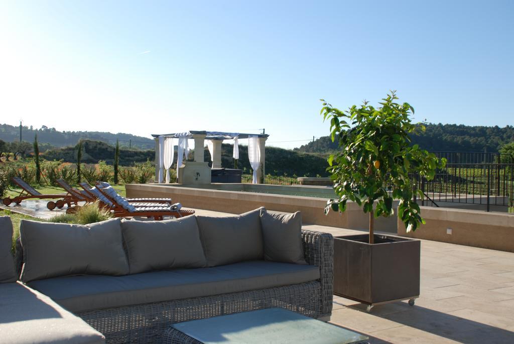 Bastide Saint Maurin Bed & Breakfast Ansouis ภายนอก รูปภาพ