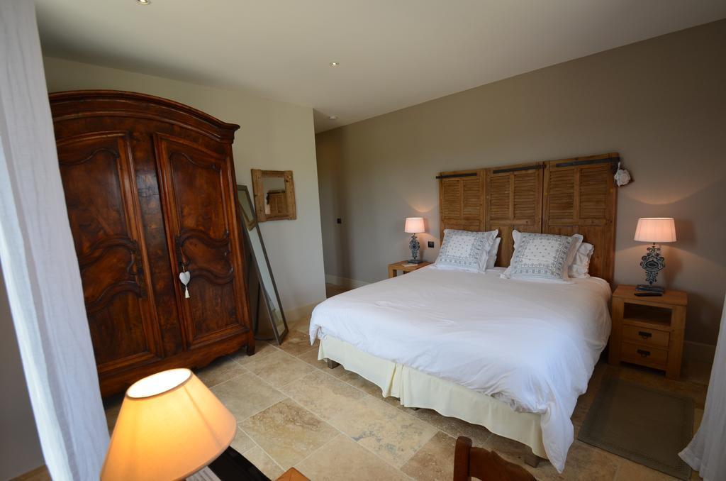Bastide Saint Maurin Bed & Breakfast Ansouis ภายนอก รูปภาพ