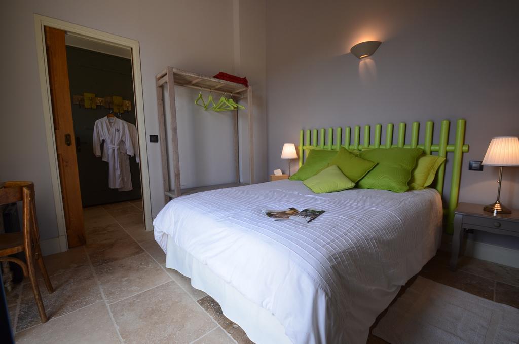 Bastide Saint Maurin Bed & Breakfast Ansouis ภายนอก รูปภาพ